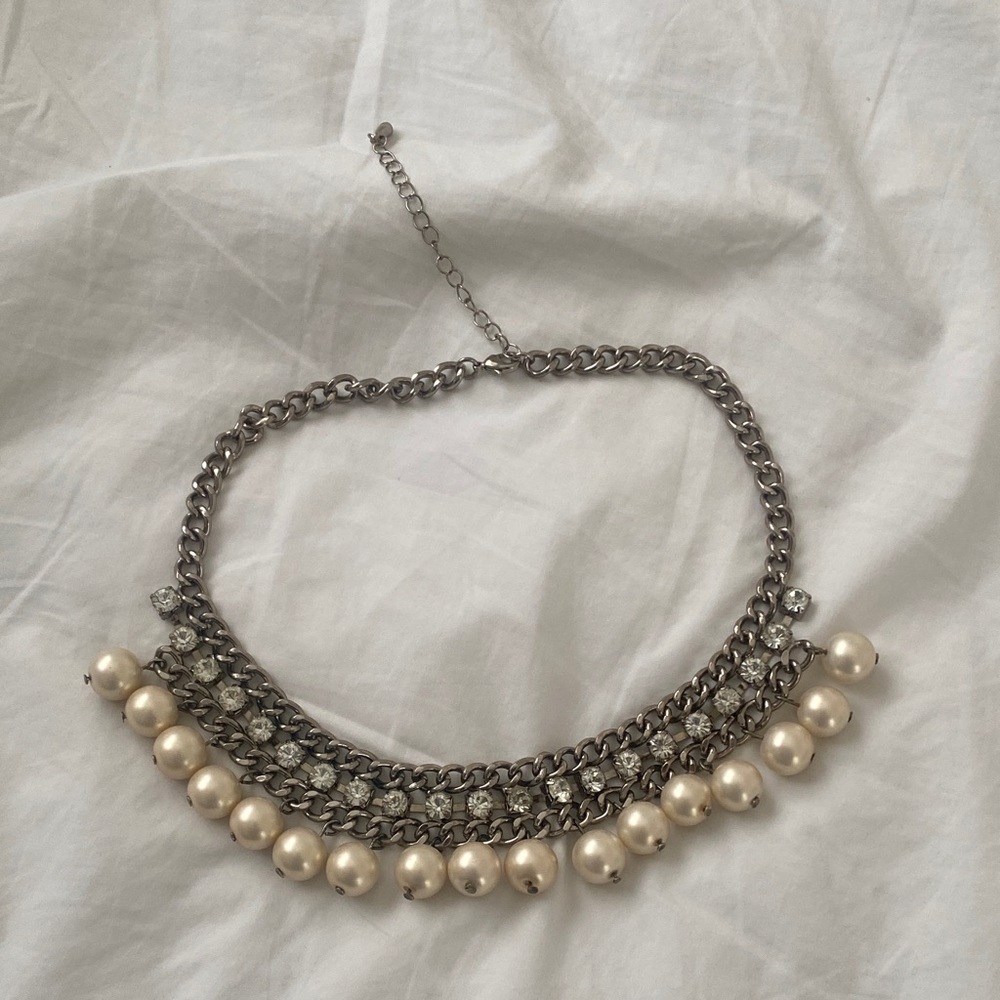 H&M Silver and Cream Pearl Necklace